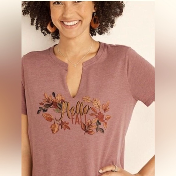 Maurice’s Women's notch neck “Hello Fall” Graphic Tee size OX seems like a 1x - Picture 1 of 4